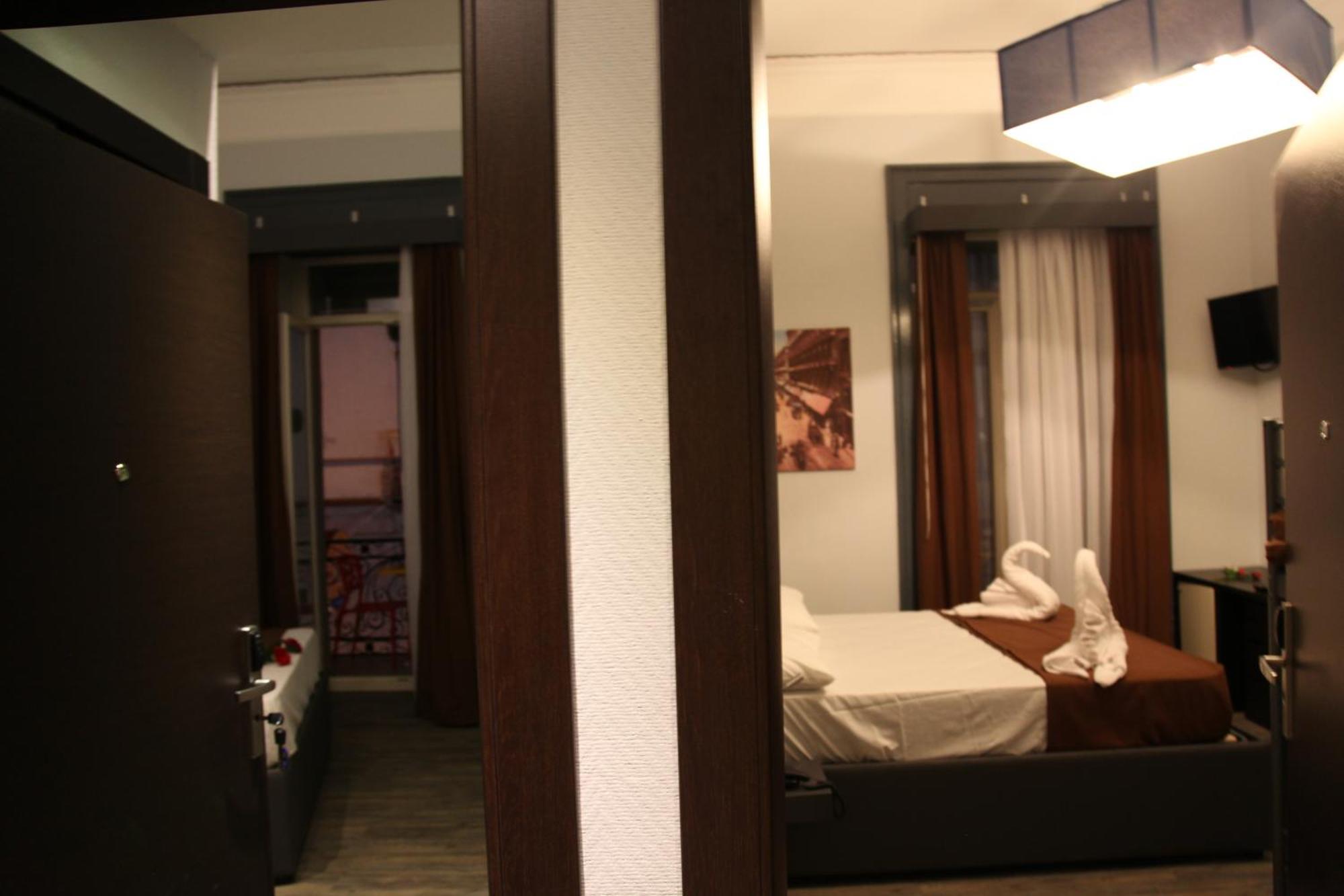 Dolce Vita Rooms Neapel Exterior foto